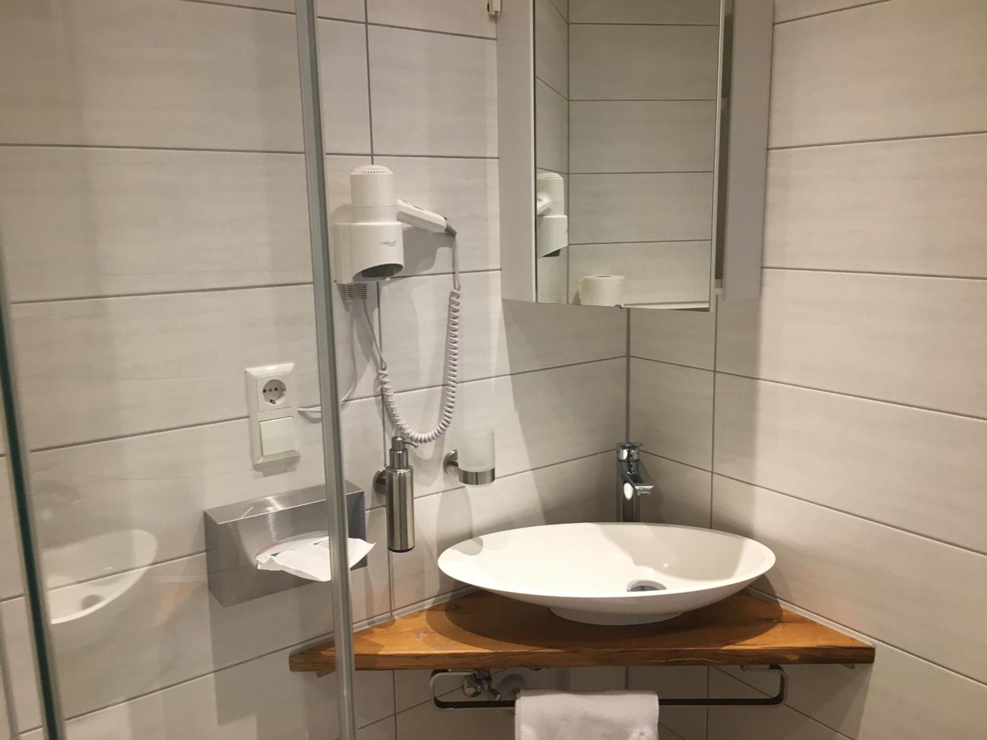 Gasthof Zum Ochsen Mössingen Esterno foto